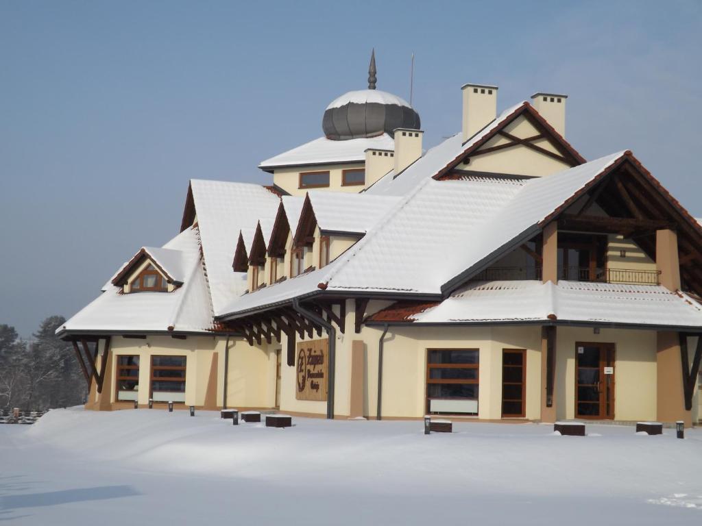 Zajazd Bieszczadzka Ostoja Ustrzyki Dolne Exterior photo